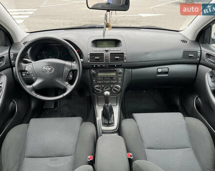 Синій Тойота Авенсіс, об'ємом двигуна 1.8 л та пробігом 250 тис. км за 4200 $, фото 20 на Automoto.ua