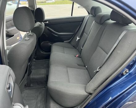 Синий Тойота Авенсис, объемом двигателя 1.8 л и пробегом 250 тыс. км за 4200 $, фото 19 на Automoto.ua