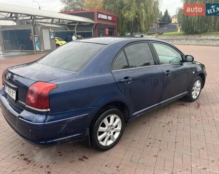 Синий Тойота Авенсис, объемом двигателя 1.8 л и пробегом 375 тыс. км за 6000 $, фото 2 на Automoto.ua