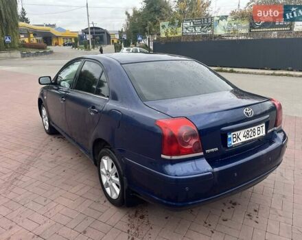 Синий Тойота Авенсис, объемом двигателя 1.8 л и пробегом 375 тыс. км за 6000 $, фото 5 на Automoto.ua