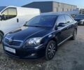 Синий Тойота Авенсис, объемом двигателя 2 л и пробегом 318 тыс. км за 7000 $, фото 3 на Automoto.ua
