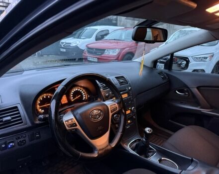 Синий Тойота Авенсис, объемом двигателя 2 л и пробегом 177 тыс. км за 7700 $, фото 7 на Automoto.ua