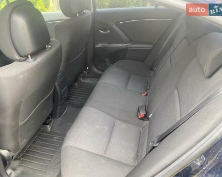 Синій Тойота Авенсіс, об'ємом двигуна 2.23 л та пробігом 238 тис. км за 9900 $, фото 7 на Automoto.ua