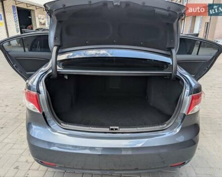 Синий Тойота Авенсис, объемом двигателя 1.8 л и пробегом 267 тыс. км за 9300 $, фото 10 на Automoto.ua