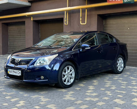 Синий Тойота Авенсис, объемом двигателя 1.99 л и пробегом 62 тыс. км за 12500 $, фото 2 на Automoto.ua