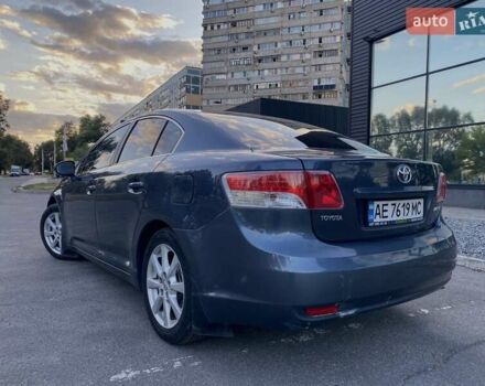 Синій Тойота Авенсіс, об'ємом двигуна 1.99 л та пробігом 135 тис. км за 9299 $, фото 2 на Automoto.ua
