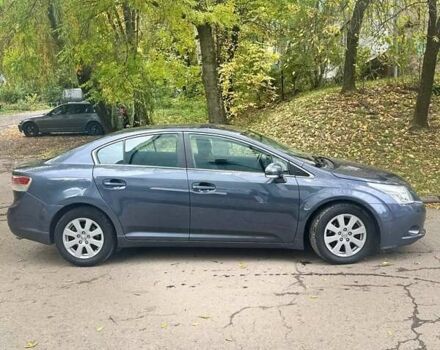 Синий Тойота Авенсис, объемом двигателя 2 л и пробегом 167 тыс. км за 9500 $, фото 1 на Automoto.ua