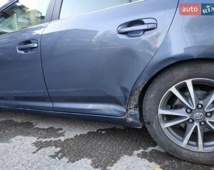 Синий Тойота Авенсис, объемом двигателя 2 л и пробегом 298 тыс. км за 6722 $, фото 3 на Automoto.ua