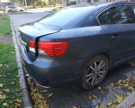 Синий Тойота Авенсис, объемом двигателя 2 л и пробегом 298 тыс. км за 6722 $, фото 9 на Automoto.ua