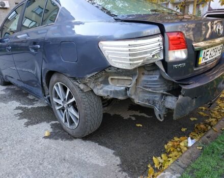 Синий Тойота Авенсис, объемом двигателя 2 л и пробегом 298 тыс. км за 6722 $, фото 6 на Automoto.ua