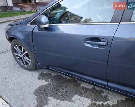 Синий Тойота Авенсис, объемом двигателя 2 л и пробегом 298 тыс. км за 6722 $, фото 2 на Automoto.ua