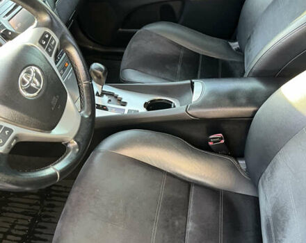 Синий Тойота Авенсис, объемом двигателя 1.99 л и пробегом 161 тыс. км за 11500 $, фото 4 на Automoto.ua