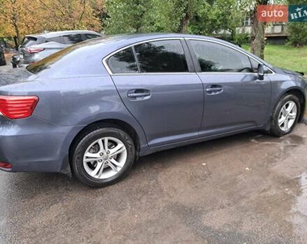 Синий Тойота Авенсис, объемом двигателя 1.8 л и пробегом 75 тыс. км за 11800 $, фото 1 на Automoto.ua