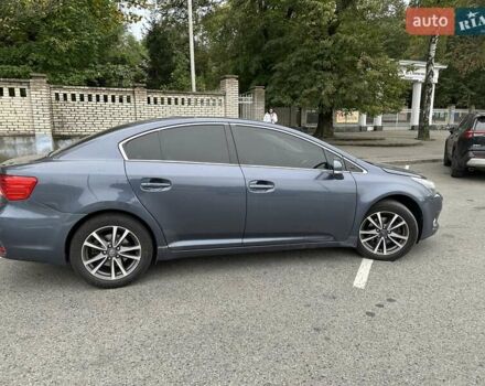 Синий Тойота Авенсис, объемом двигателя 2 л и пробегом 185 тыс. км за 11000 $, фото 6 на Automoto.ua