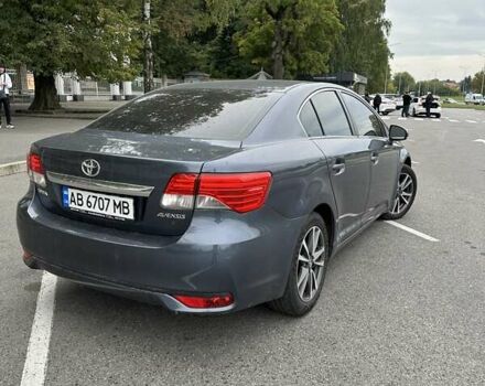 Синий Тойота Авенсис, объемом двигателя 2 л и пробегом 185 тыс. км за 11000 $, фото 5 на Automoto.ua