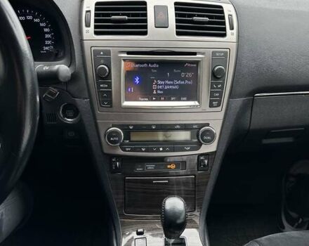 Синий Тойота Авенсис, объемом двигателя 2 л и пробегом 185 тыс. км за 11000 $, фото 11 на Automoto.ua