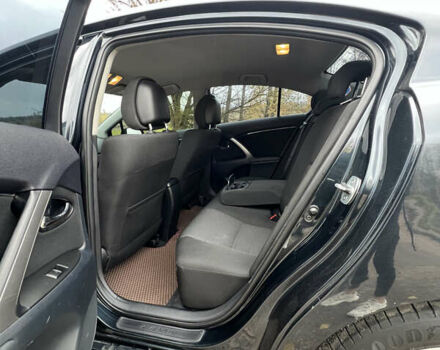 Синий Тойота Авенсис, объемом двигателя 1.8 л и пробегом 187 тыс. км за 9500 $, фото 10 на Automoto.ua