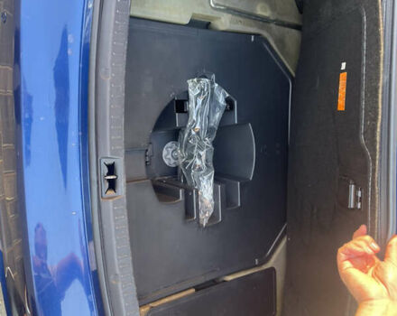 Синий Тойота Авенсис, объемом двигателя 1.8 л и пробегом 232 тыс. км за 14000 $, фото 10 на Automoto.ua