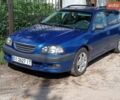 Синий Тойота Авенсис, объемом двигателя 1.76 л и пробегом 320 тыс. км за 3500 $, фото 1 на Automoto.ua