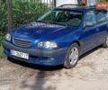 Синий Тойота Авенсис, объемом двигателя 1.76 л и пробегом 320 тыс. км за 3500 $, фото 1 на Automoto.ua
