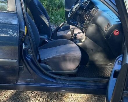Синій Тойота Авенсіс, об'ємом двигуна 0 л та пробігом 327 тис. км за 2700 $, фото 5 на Automoto.ua