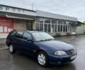 Синий Тойота Авенсис, объемом двигателя 2 л и пробегом 380 тыс. км за 2450 $, фото 1 на Automoto.ua
