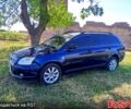 Синий Тойота Авенсис, объемом двигателя 2 л и пробегом 350 тыс. км за 4850 $, фото 1 на Automoto.ua