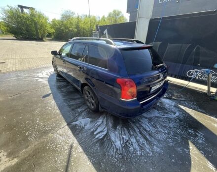 Синий Тойота Авенсис, объемом двигателя 2 л и пробегом 380 тыс. км за 3486 $, фото 7 на Automoto.ua