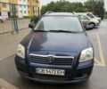 Синий Тойота Авенсис, объемом двигателя 2 л и пробегом 332 тыс. км за 5100 $, фото 1 на Automoto.ua