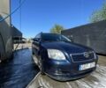 Синий Тойота Авенсис, объемом двигателя 2 л и пробегом 380 тыс. км за 3486 $, фото 6 на Automoto.ua