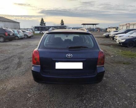 Синий Тойота Авенсис, объемом двигателя 2 л и пробегом 400 тыс. км за 3600 $, фото 1 на Automoto.ua