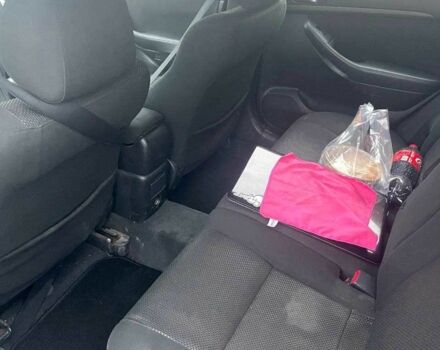 Синий Тойота Авенсис, объемом двигателя 2 л и пробегом 300 тыс. км за 1883 $, фото 9 на Automoto.ua