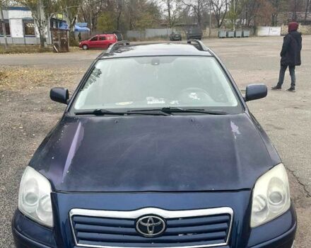 Синий Тойота Авенсис, объемом двигателя 2 л и пробегом 300 тыс. км за 1883 $, фото 4 на Automoto.ua