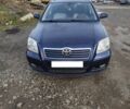 Синий Тойота Авенсис, объемом двигателя 2 л и пробегом 400 тыс. км за 3600 $, фото 1 на Automoto.ua