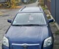 Синий Тойота Авенсис, объемом двигателя 2 л и пробегом 330 тыс. км за 4700 $, фото 4 на Automoto.ua
