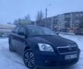 Синій Тойота Авенсіс, об'ємом двигуна 2 л та пробігом 345 тис. км за 2900 $, фото 1 на Automoto.ua