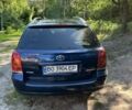 Синий Тойота Авенсис, объемом двигателя 2 л и пробегом 400 тыс. км за 3813 $, фото 2 на Automoto.ua