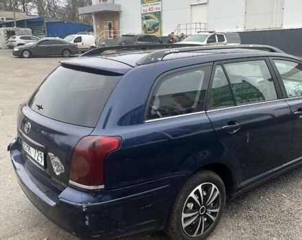 Синий Тойота Авенсис, объемом двигателя 2 л и пробегом 320 тыс. км за 1799 $, фото 1 на Automoto.ua