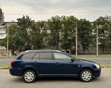 Синий Тойота Авенсис, объемом двигателя 2 л и пробегом 332 тыс. км за 2600 $, фото 2 на Automoto.ua