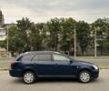 Синий Тойота Авенсис, объемом двигателя 2 л и пробегом 332 тыс. км за 2600 $, фото 2 на Automoto.ua