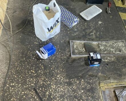 Синий Тойота Авенсис, объемом двигателя 2.2 л и пробегом 37 тыс. км за 2800 $, фото 11 на Automoto.ua