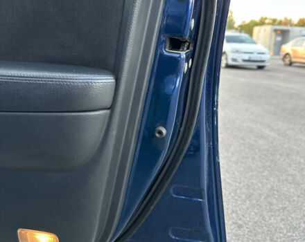 Синій Тойота Авенсіс, об'ємом двигуна 2.2 л та пробігом 257 тис. км за 5800 $, фото 15 на Automoto.ua