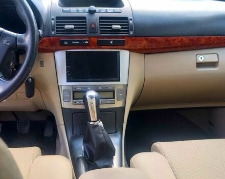 Синій Тойота Авенсіс, об'ємом двигуна 1.8 л та пробігом 300 тис. км за 5700 $, фото 21 на Automoto.ua
