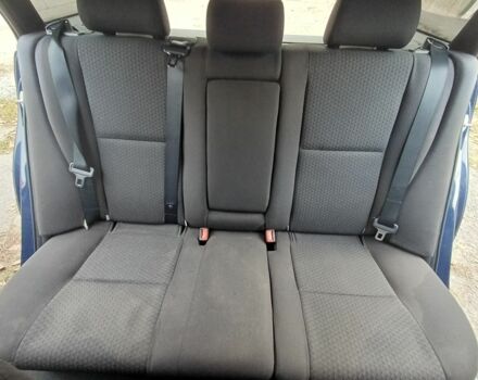Синій Тойота Авенсіс, об'ємом двигуна 2 л та пробігом 227 тис. км за 7400 $, фото 6 на Automoto.ua