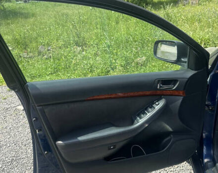 Синій Тойота Авенсіс, об'ємом двигуна 2.23 л та пробігом 240 тис. км за 5250 $, фото 5 на Automoto.ua