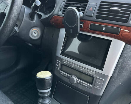 Синій Тойота Авенсіс, об'ємом двигуна 2.2 л та пробігом 257 тис. км за 5800 $, фото 32 на Automoto.ua