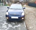 Синій Тойота Авенсіс, об'ємом двигуна 2 л та пробігом 324 тис. км за 5600 $, фото 1 на Automoto.ua
