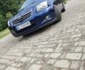 Синий Тойота Авенсис, объемом двигателя 2.2 л и пробегом 317 тыс. км за 6200 $, фото 1 на Automoto.ua