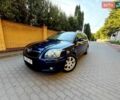 Синий Тойота Авенсис, объемом двигателя 1.8 л и пробегом 247 тыс. км за 5500 $, фото 1 на Automoto.ua