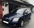 Синій Тойота Авенсіс, об'ємом двигуна 2 л та пробігом 304 тис. км за 2800 $, фото 1 на Automoto.ua